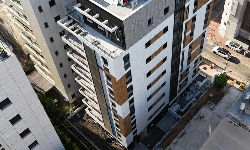 Ventilated HPL facades